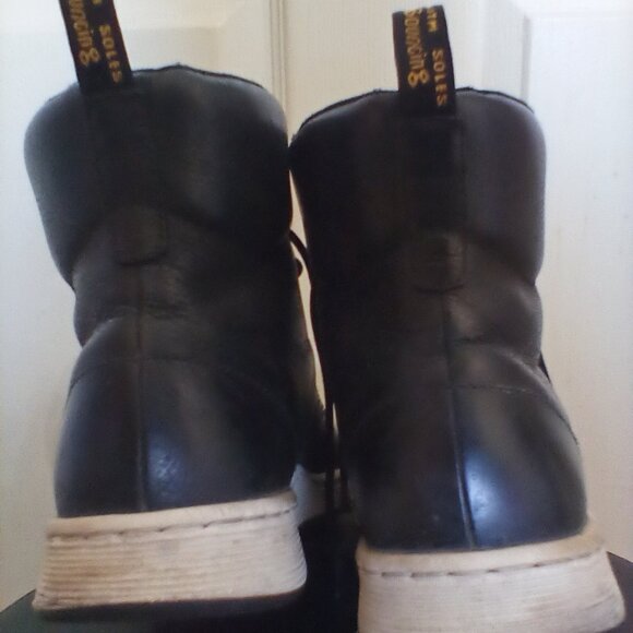 Dr Martens - Picture 2 of 8